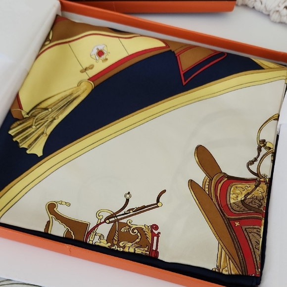 Hermes Vintage Carren 90 Silk Scarf "Springs" by Ledoux - Picture 2 of 15